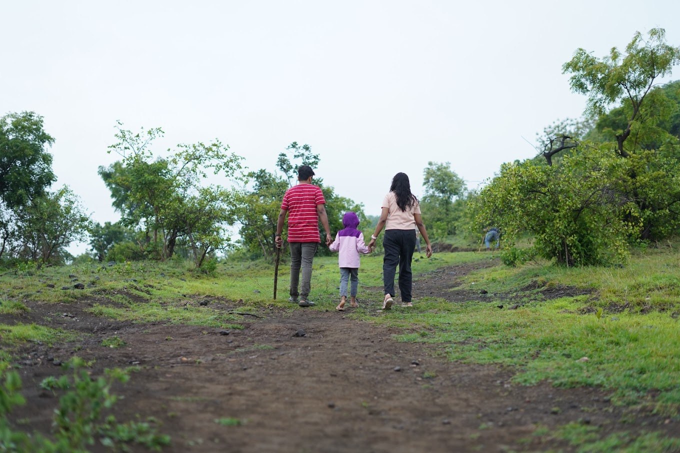 Morning Calm and Saying Goodbye to the Hills