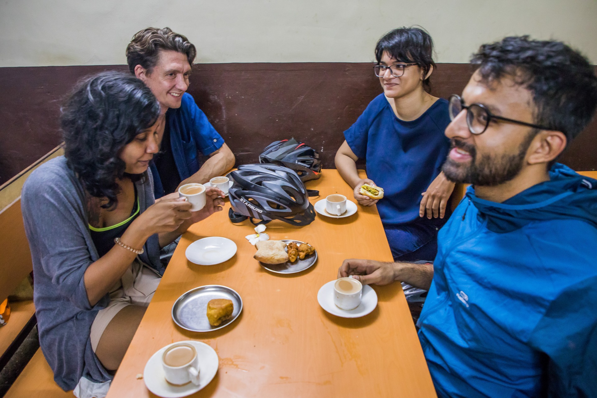 A cozy wrap-up with local flavors and river views