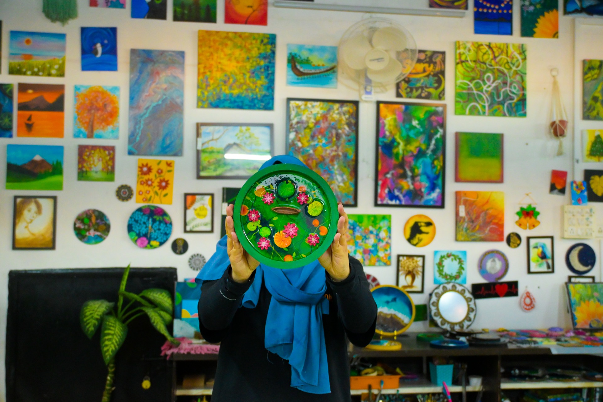 Wrapping up and proudly taking your masterpiece home