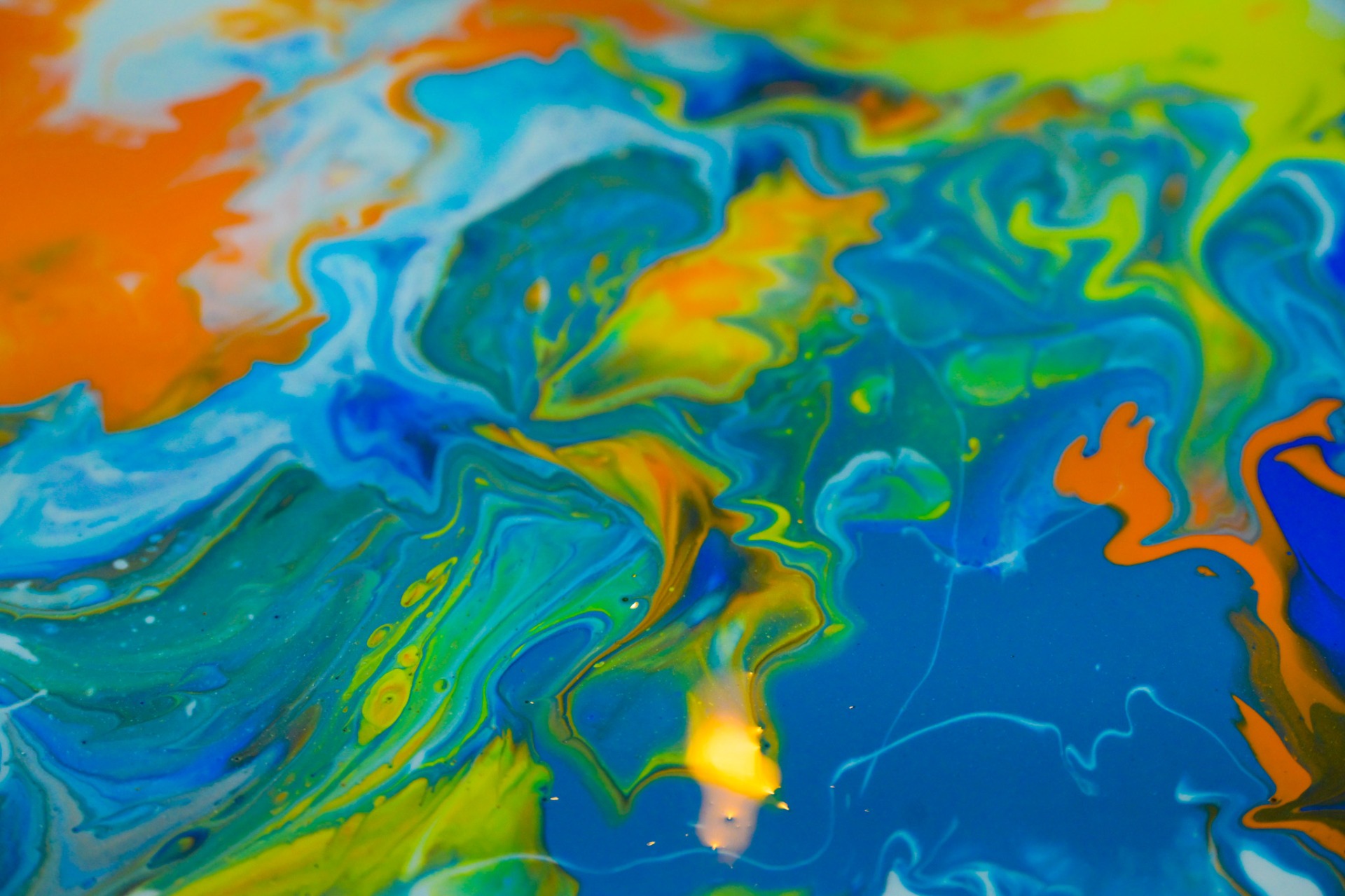 Wrapping up with tips on caring for your fluid art at home