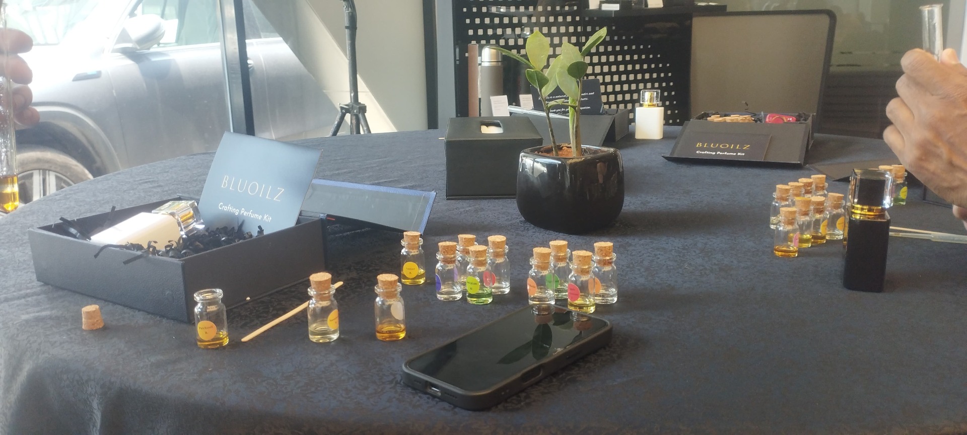 Mixing scents like a pro (but totally beginner-friendly)