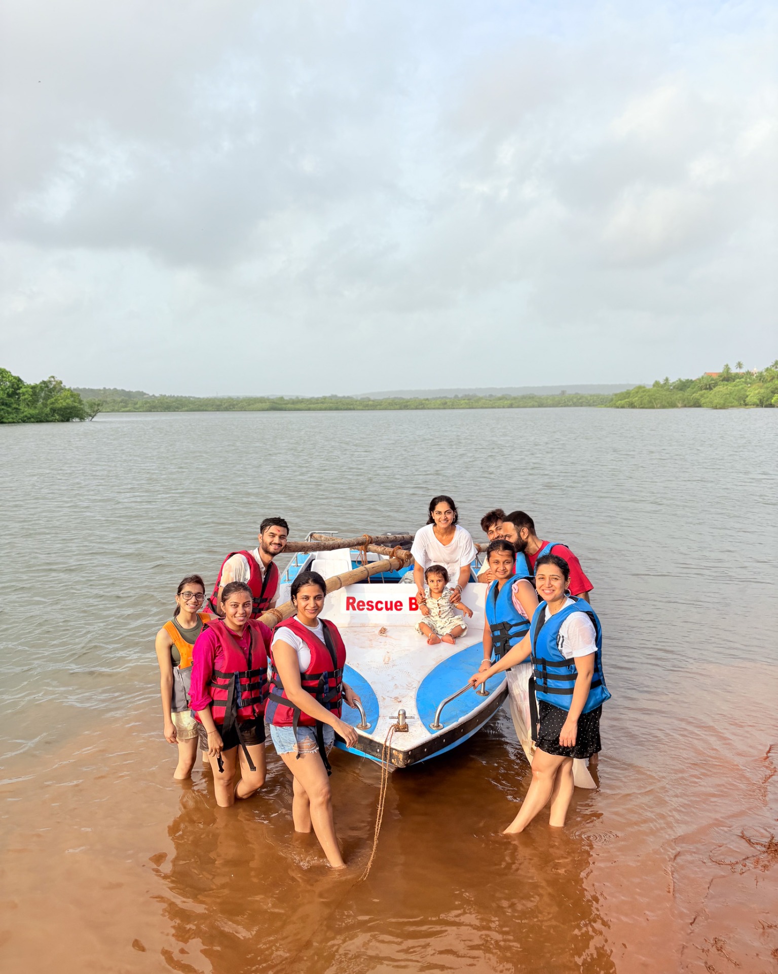 Thrills and Chills on the Speedboat and Islands