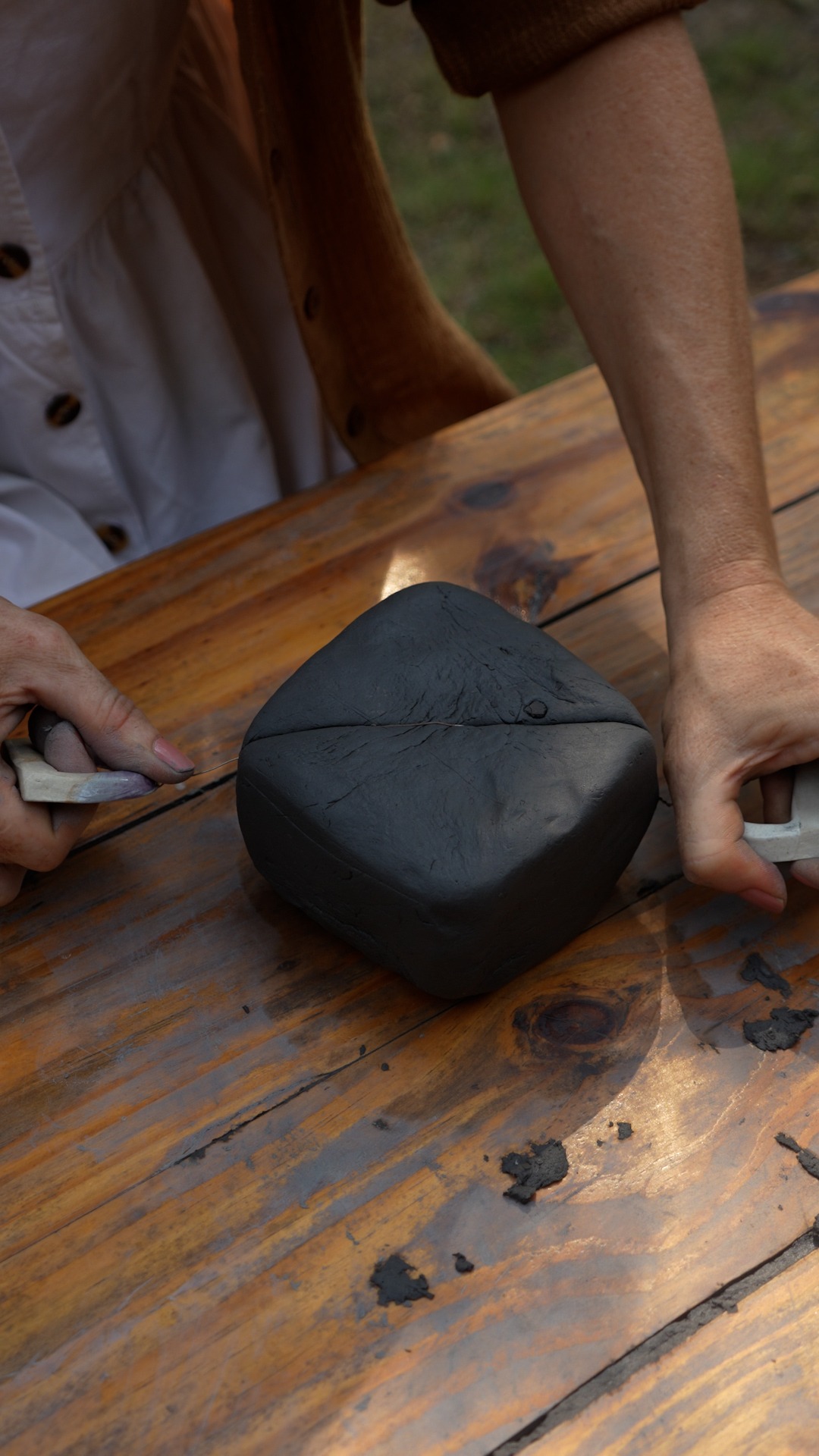 Getting my hands dirty with clay basics