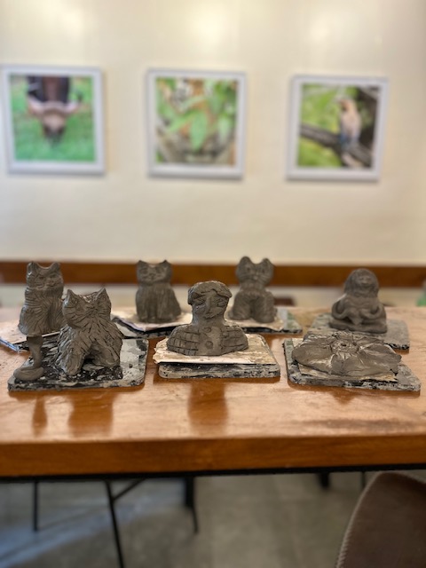 What Makes This Sculpting Experience So Special and Beginner-Friendly