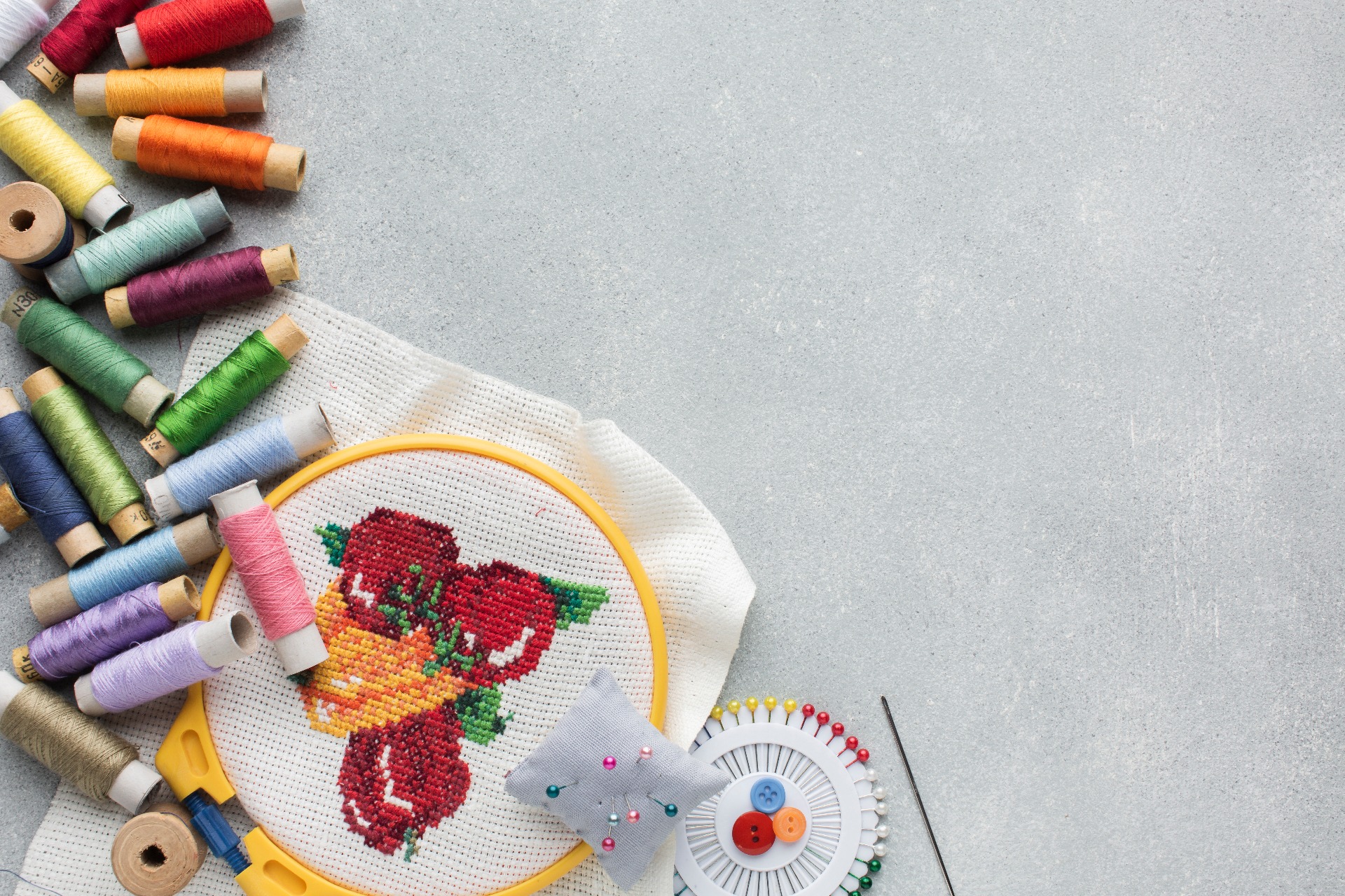 Starting with a studio tour that sparks creativity