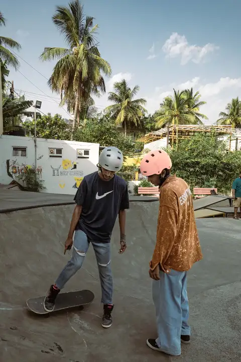 Beginner-friendly skateboarding session.