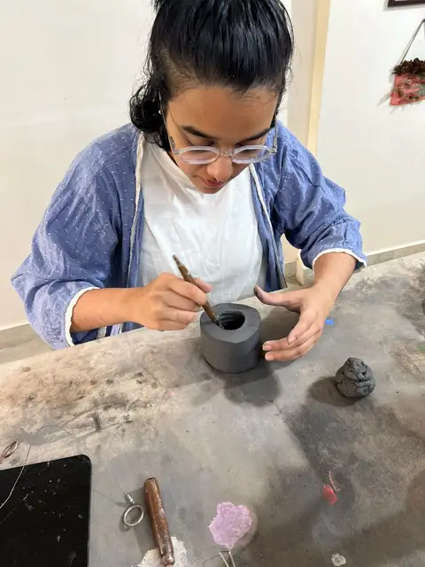 Make Japanese-Style Kurinuki Pottery in Mumbai