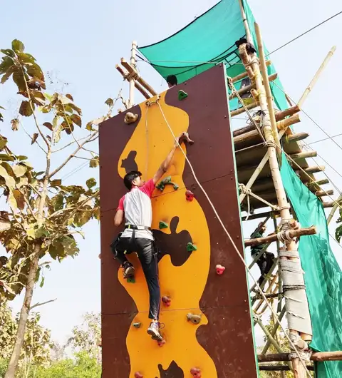The Ultimate Outdoor Team Challenge