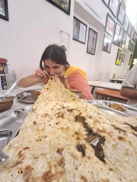 Taste of Old Delhi: A Vegetarian Food Tour