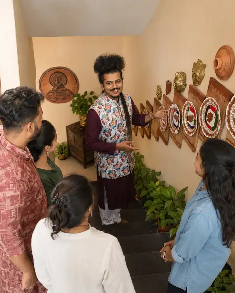 Beginner-Friendly Kaavi Art Experience