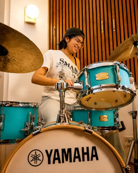 For First-Timers: A Beginner Drumming Experience in Bengaluru
