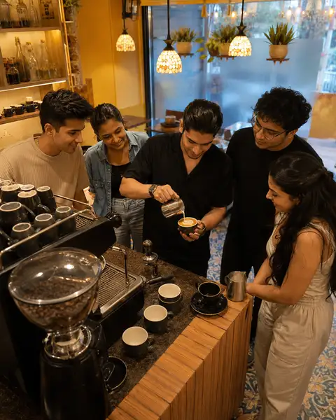 The Barista-Style Latte Art Experience