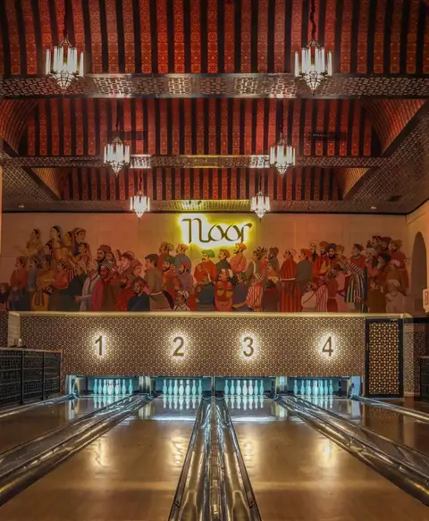 Beginner Friendly Bowl & Dine Experience - Noida