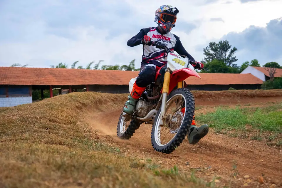 Dirt, Drift & Drive 🏁